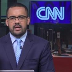 leandro resende - cnn newscaster